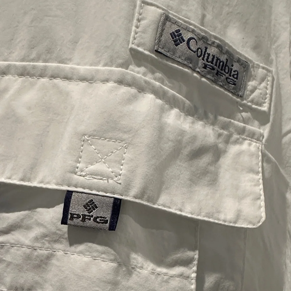 Columbia Men's White Casual Button Down Shirt omni shade relaxed Fit Size L - Picture 3 of 16